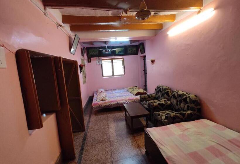 Quarto Estandar, Heritage Homestay At Old City Near Holy Ganges