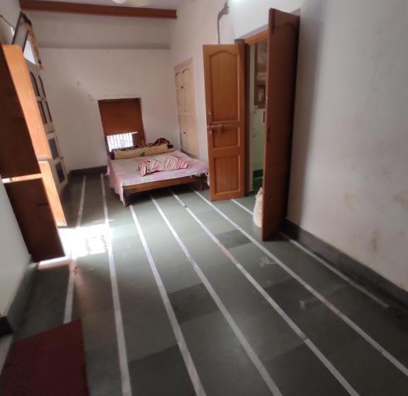 Quarto Estandar com Terraço, Heritage Homestay At Old City Near Holy Ganges