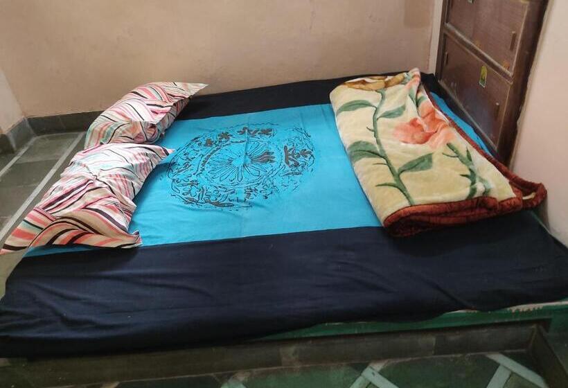 Quarto Estandar com Terraço, Heritage Homestay At Old City Near Holy Ganges
