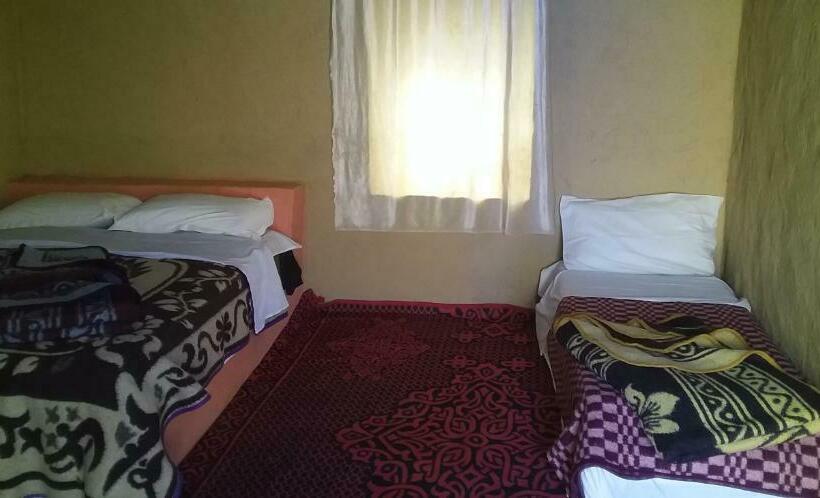 Quarto Estandar, Auberge Camping La Khaima