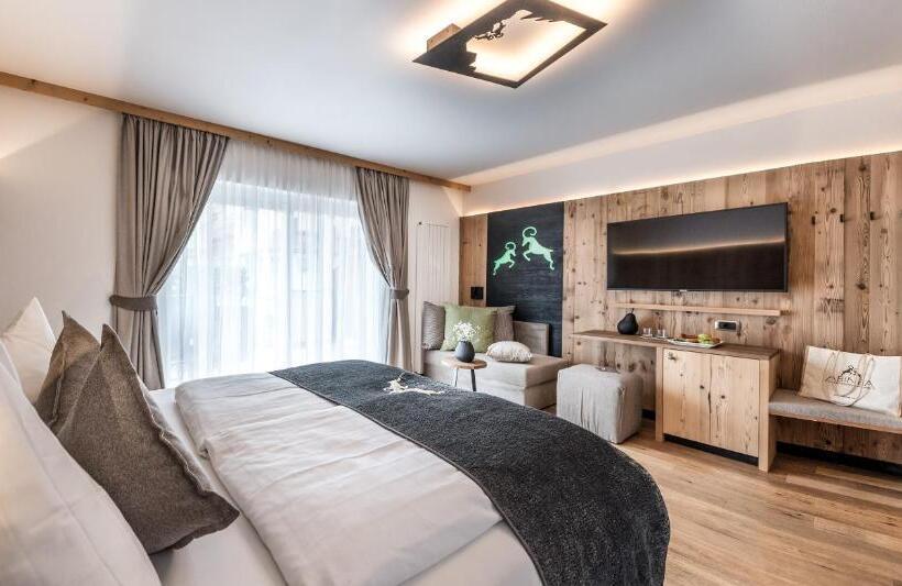 Номер Superior, Abinea Dolomiti Romantic Spa
