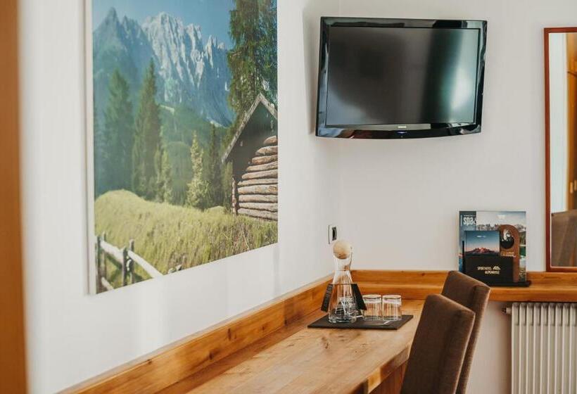 Номер Стандарт, Alpenrose