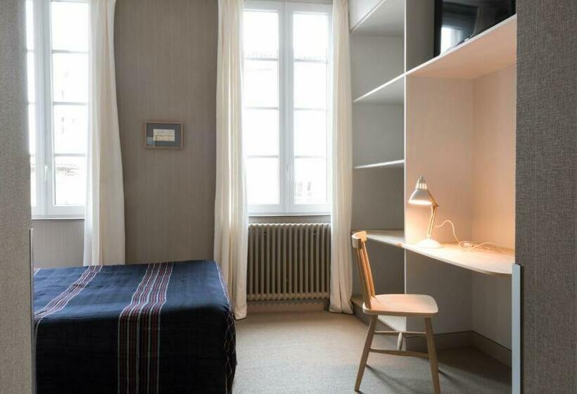 Номер Стандарт, Auberge De La Commanderie