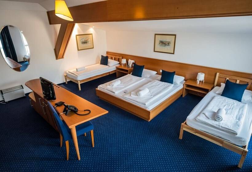 Familjerum, Maribor Inn
