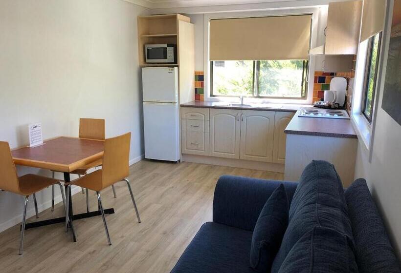 Номер Стандарт Вид на Бассейн, Araluen Motor Lodge