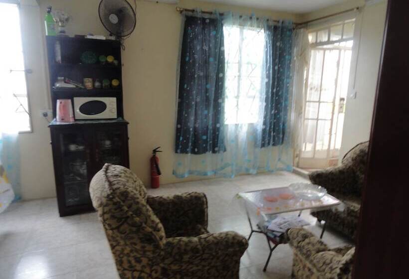 اتاق استاندارد یک نفره, Tyvabro Guesthouse