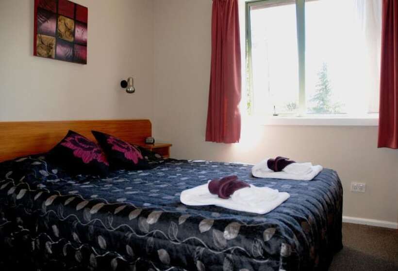 Шале 1 Спальня, The Chalets Motel