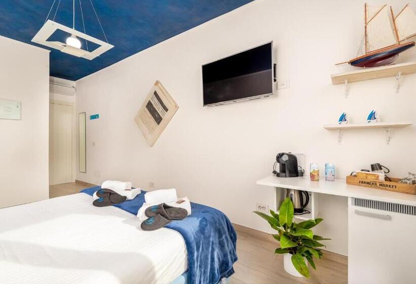 Triple Room Sea View, Camera Adelaide