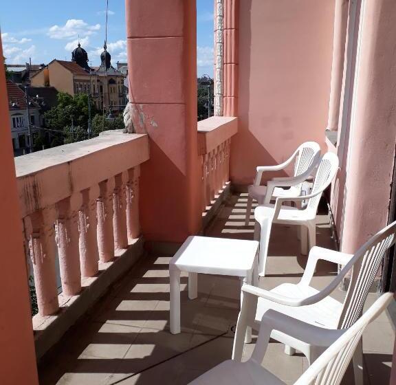 Трехместный Номер Стандарт с Балконом, Piac Utcai Apartman