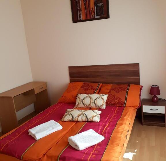 Номер Стандарт, Piac Utcai Apartman