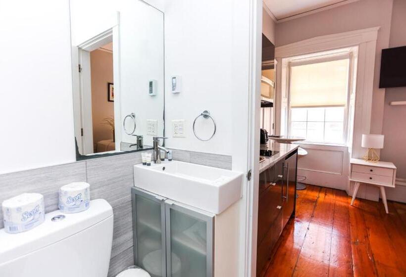 스탠다드 스튜디오, Charming & Stylish Studio On Beacon Hill #12