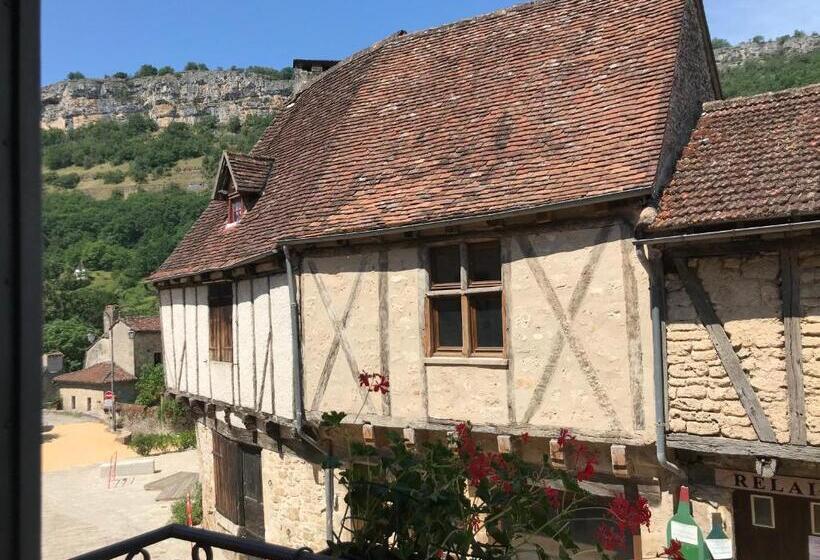 Номер Стандарт с Балконом, Logis Auberge De La Fontaine