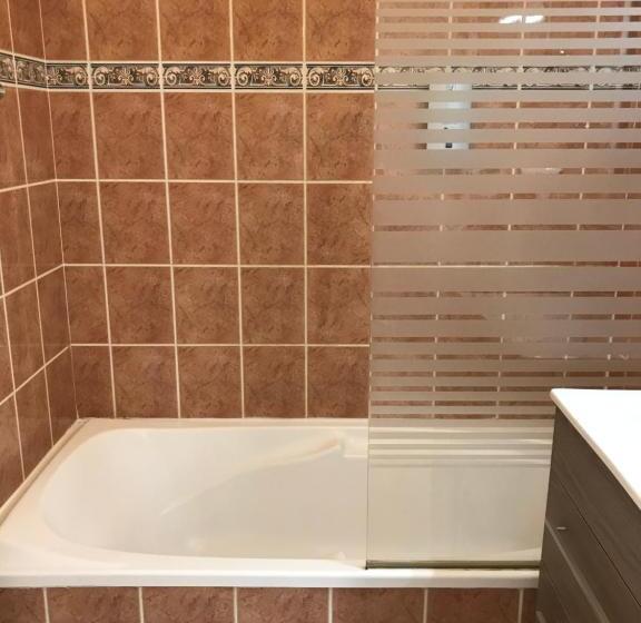 Семейный Номер Superior, Logis Auberge De La Fontaine