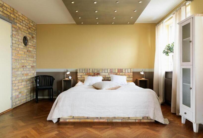 اتاق سوپریور با چشم‌انداز دریا, Maritim Hotell & Krog