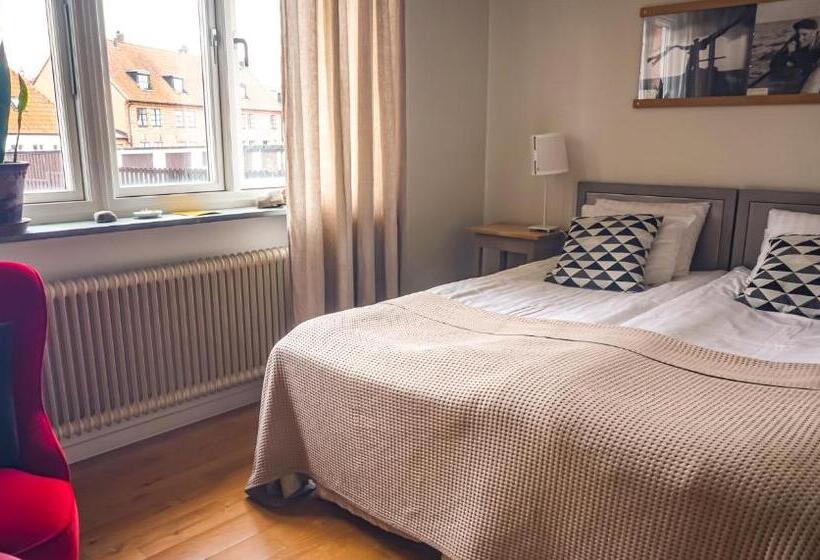 Номер Стандарт Вид на Город, Maritim Hotell & Krog