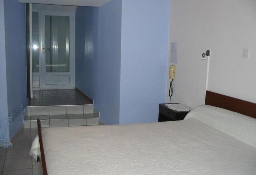 Номер Стандарт, Auberge Du Meygal