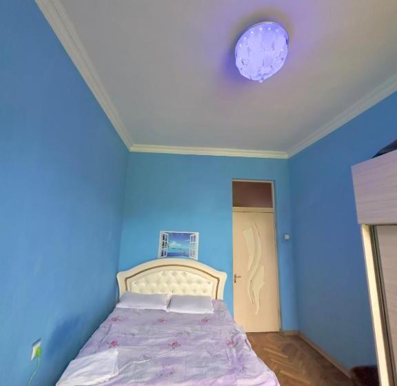 اتاق استاندارد با بالکن, Karson Family Hostel & Guest House