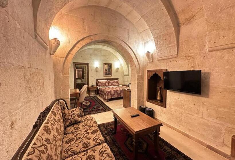Номер Стандарт, Stone House Cave