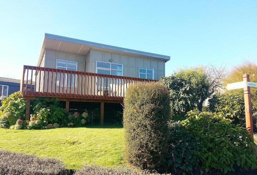 Семейный Номер, Taupo Debretts Spa Resort