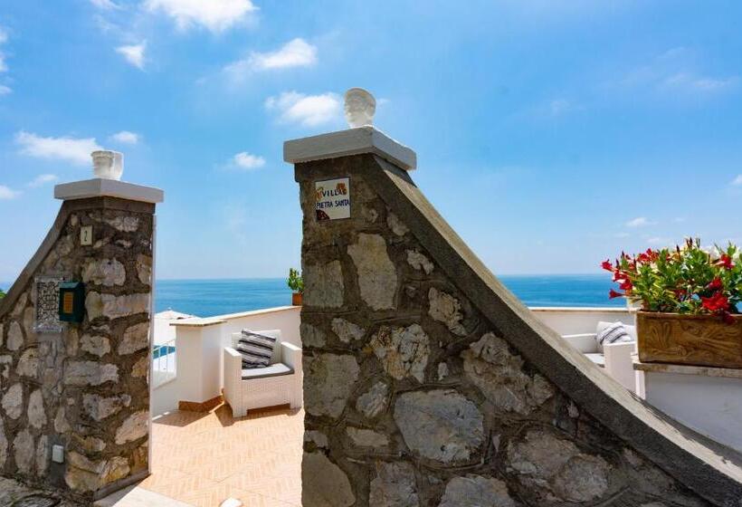 Номер Стандарт с Террасой, Villa Pietra Santa