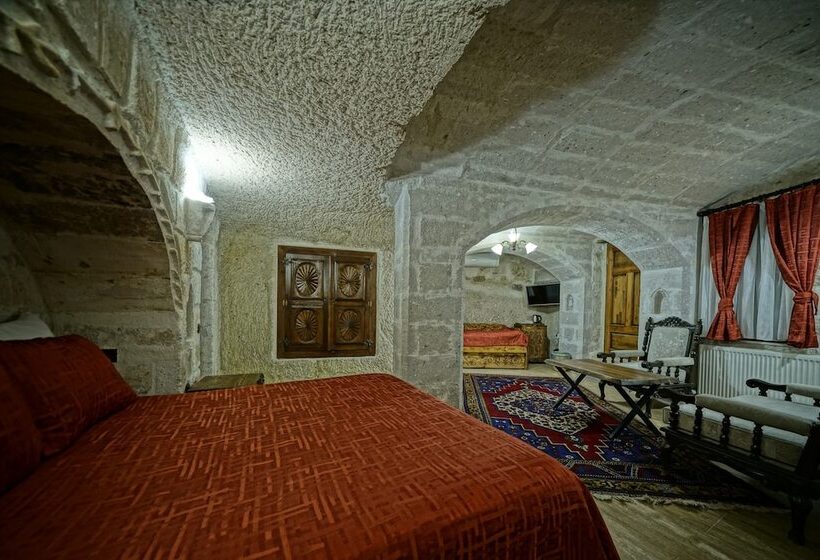 Трехместный Номер Deluxe, Holiday Cave