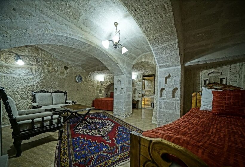 Трехместный Номер Deluxe, Holiday Cave