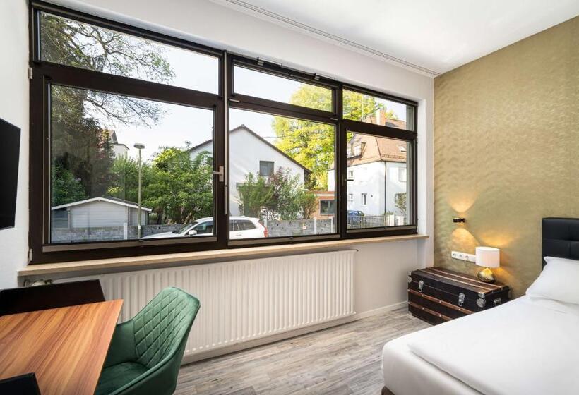 اتاق استاندارد یک نفره, Arthotel Ana Gold