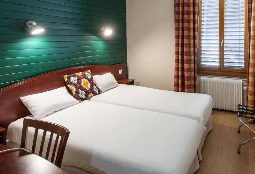 Классический Номер, Grand Hotel De La Poste   Lyon Sud   Vienne