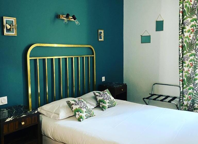 Номер Superior, Grand Hotel De La Poste   Lyon Sud   Vienne