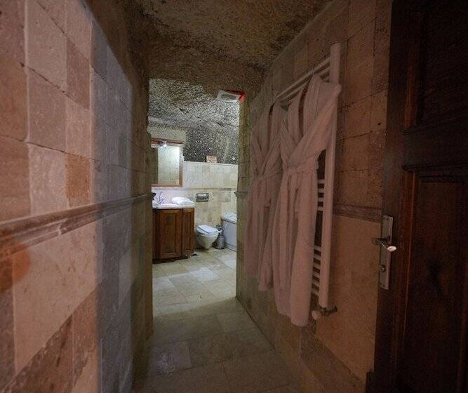 Трехместный Номер Deluxe, Holiday Cave