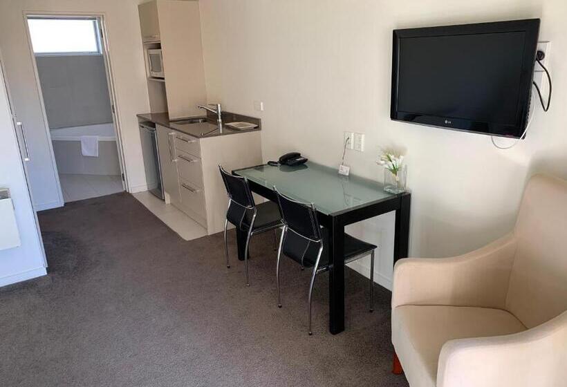 Апартаменты 1 Спальня, Salerno Motel Apartments