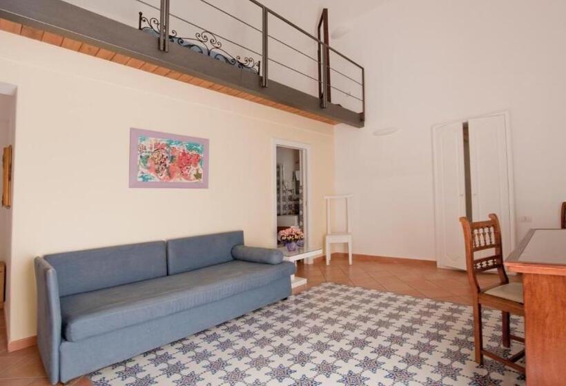 四人高级间, Albergo  La Vigna