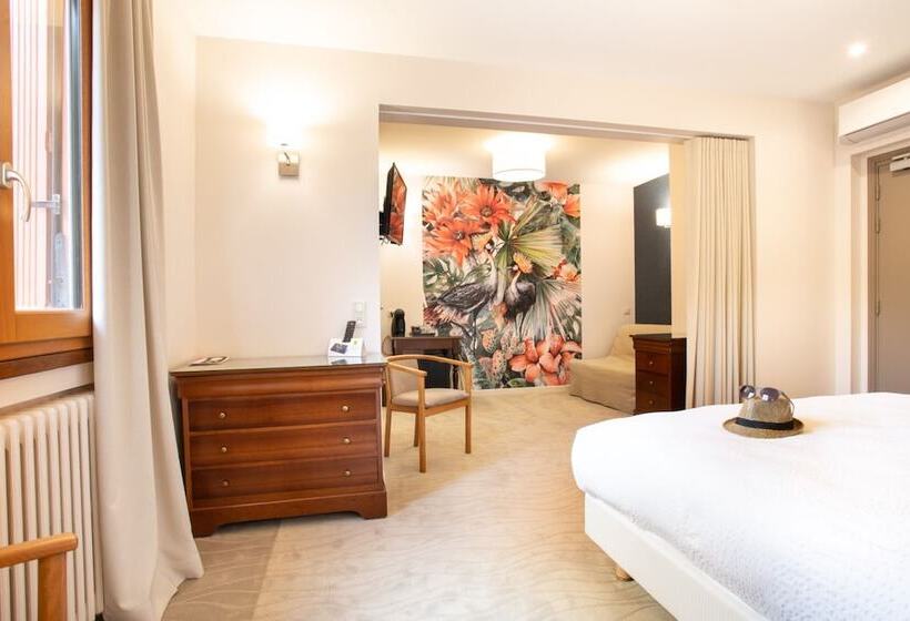 Номер Стандарт, Logis Hotel Restaurant Du Pont