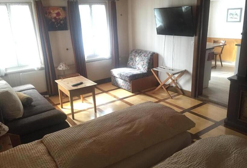 Семейный Номер, Rössli Apartment