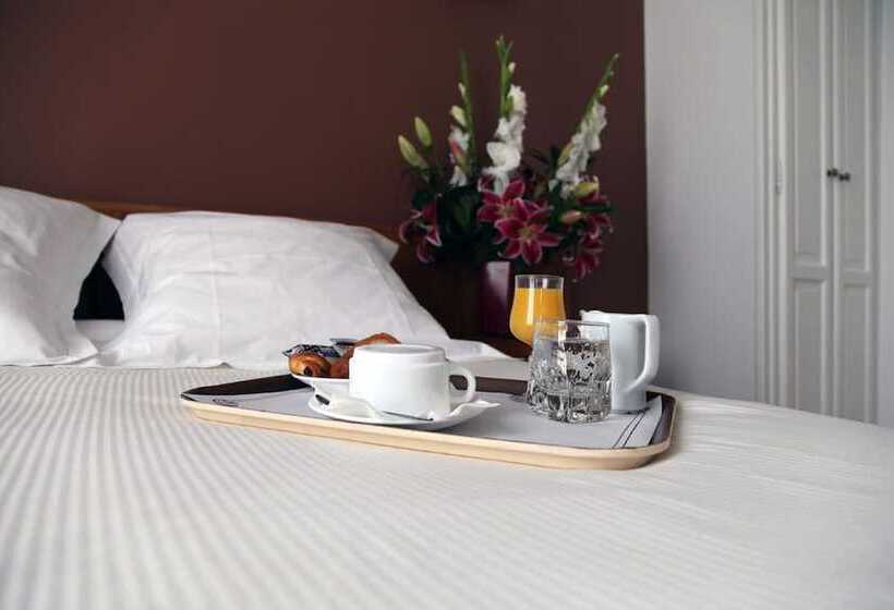 اتاق استاندارد سه نفره, Briand Devient Hotel Ipl
