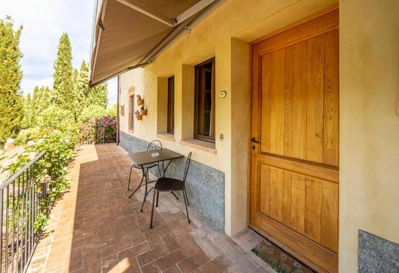 Quarto standart com varanda, Agriturismo Il Segreto Di Pietrafitta