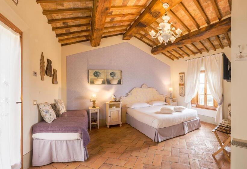 Трехместный Номер Стандарт с Балконом, Agriturismo Il Segreto Di Pietrafitta