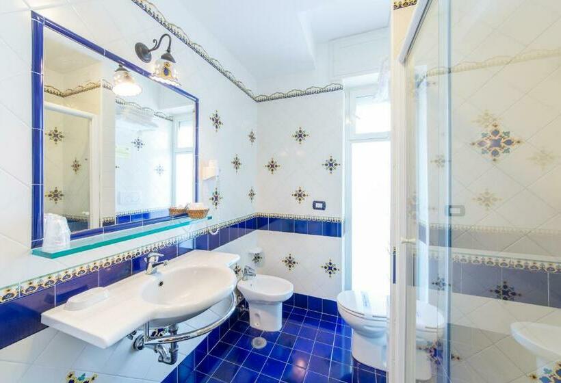 Номер Стандарт с Балконом, Riviera B&b Rooms