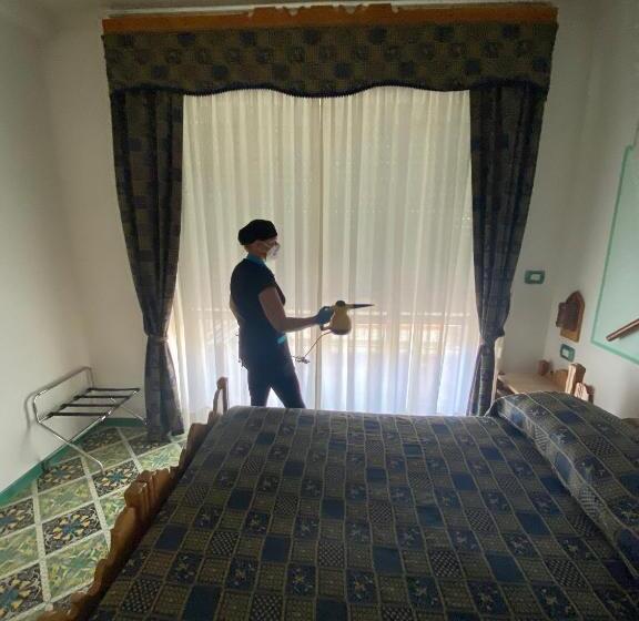 Номер Стандарт с Балконом, Riviera B&b Rooms