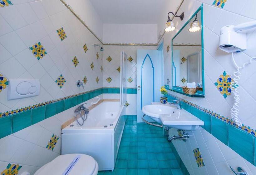 Номер Deluxe Вид на Море с Балконом, Riviera B&b Rooms