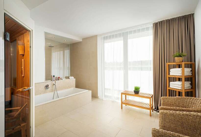 Люкс, Elaya Hotel Kleve
