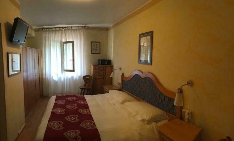 Номер Стандарт, Meuble Villa Neve