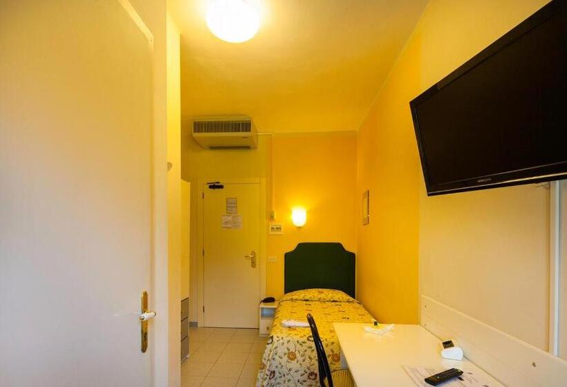اتاق استاندارد یک نفره, Park Hotel Fantoni