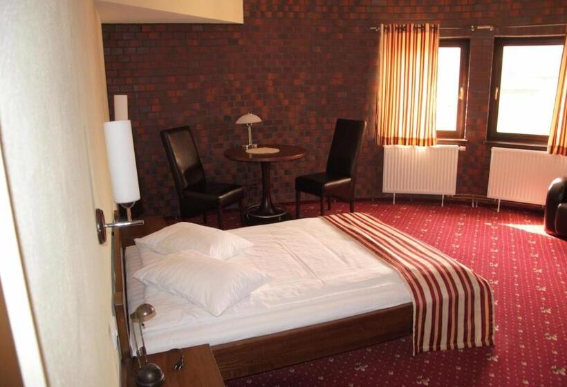 Апартаменты 1 Спальня, Amadeus Hotel Zielona Góra