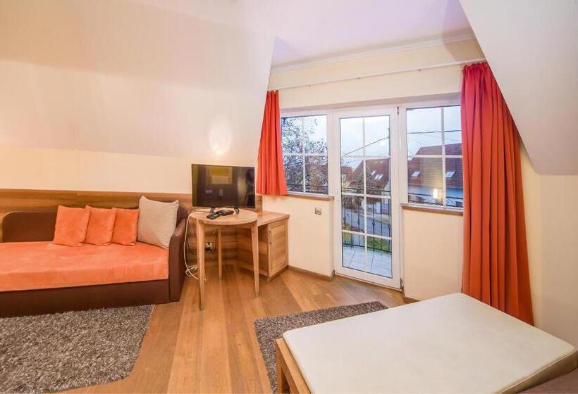 Номер Стандарт Трехместный, Wellness Hotel Kager Harkány