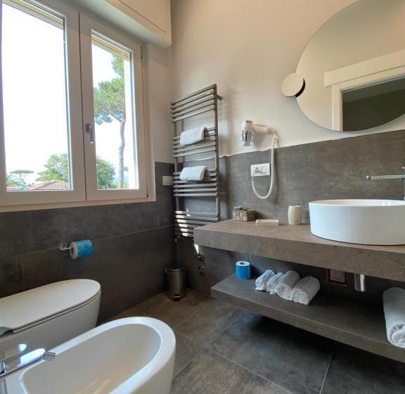 اتاق استاندارد با بالکن, Villa Derna Marina Di Pietrasanta