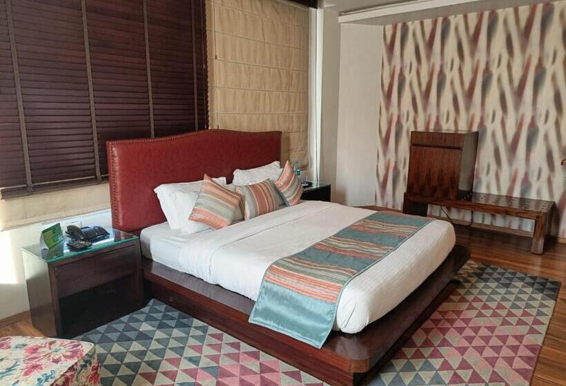 Suite, Natraj  Rishikesh