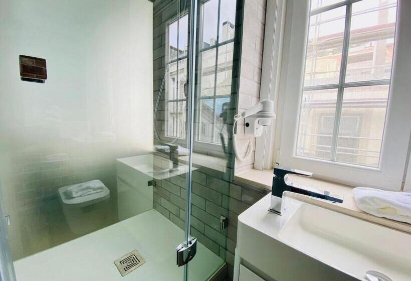 Quarto Deluxe, Gloria 10 Deluxe