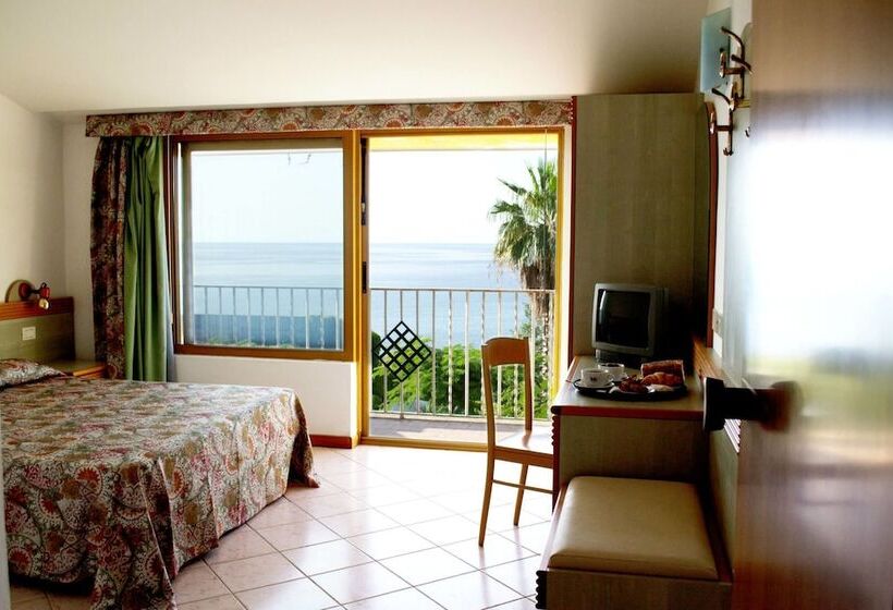 Номер Стандарт, Cala Petrosa Resort