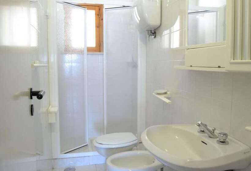 Chambre Familiale, Cala Petrosa Resort